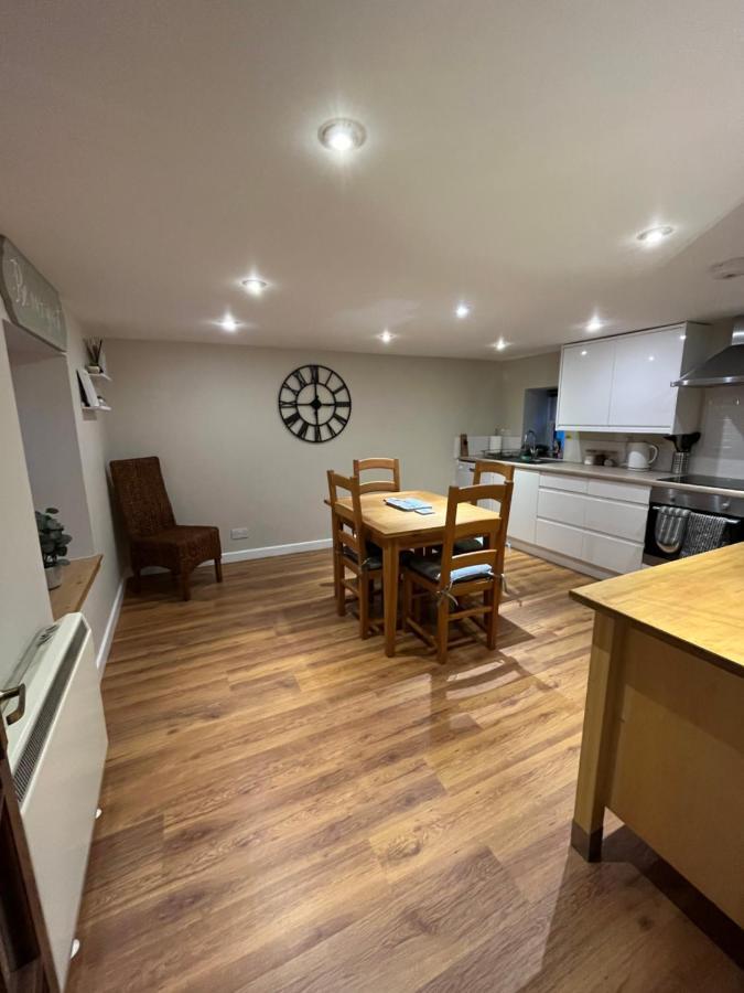 North Coast Property - 17 Margaret Street - Avoch Extérieur photo